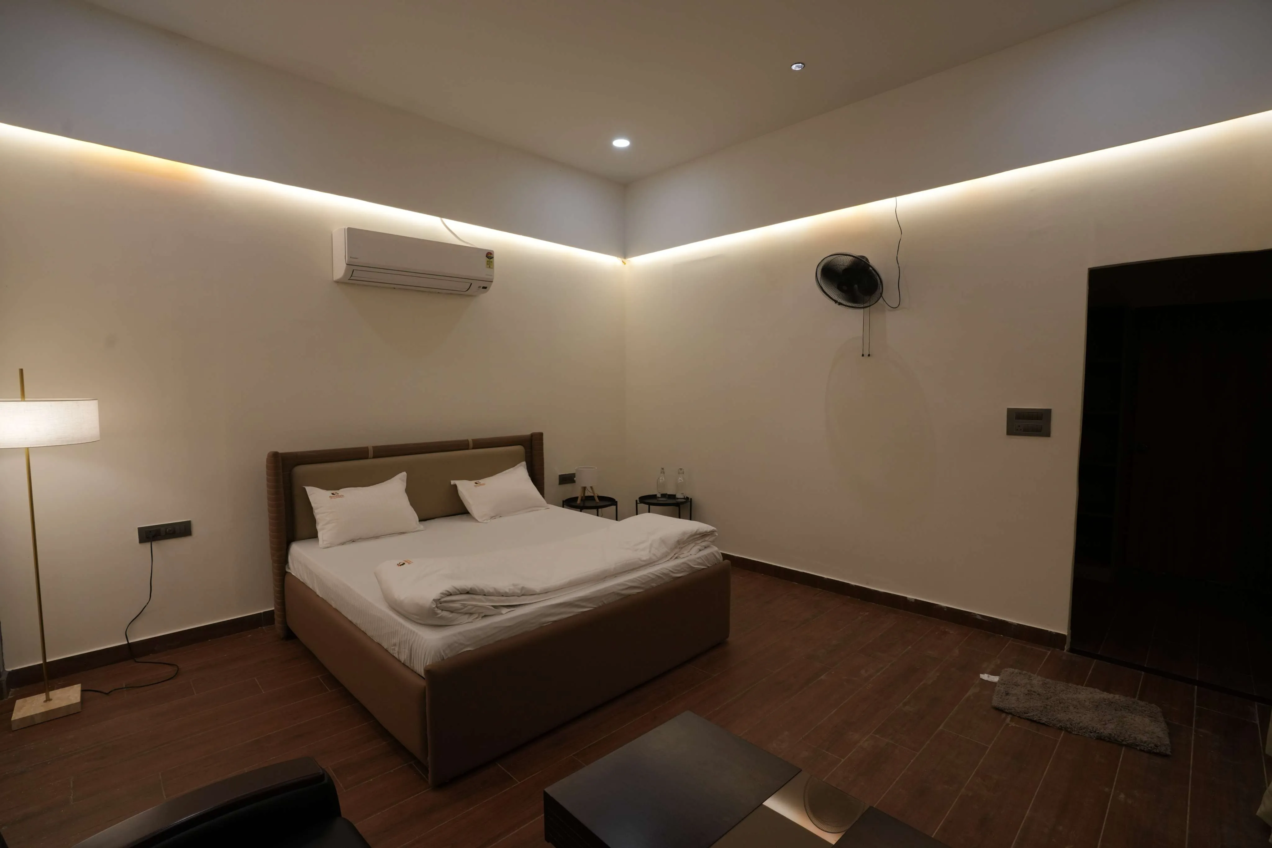 Single Cot Room